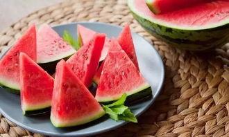 快手抖音网红吃瓜事件,揭秘快手抖音背后的娱乐风波